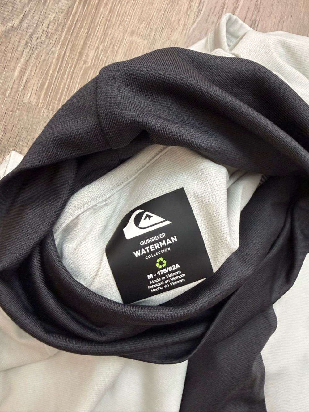 Quiksilver Waterman Angler Hoody - Medium - Picture 6 of 10